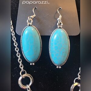 Necklace and earing set- turqoise color